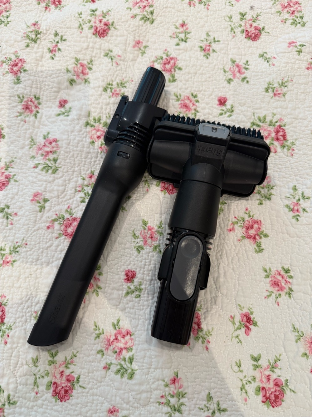 Shark vacuum attachment set
